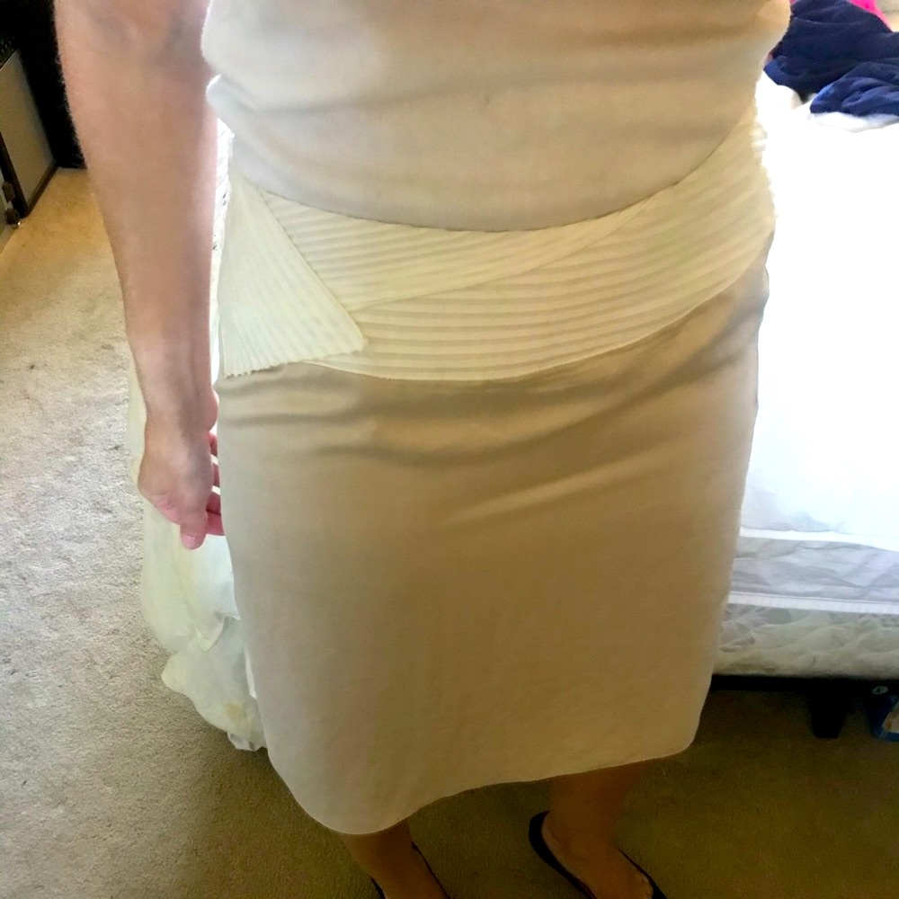 Bottega Venetta stunning silk skirt